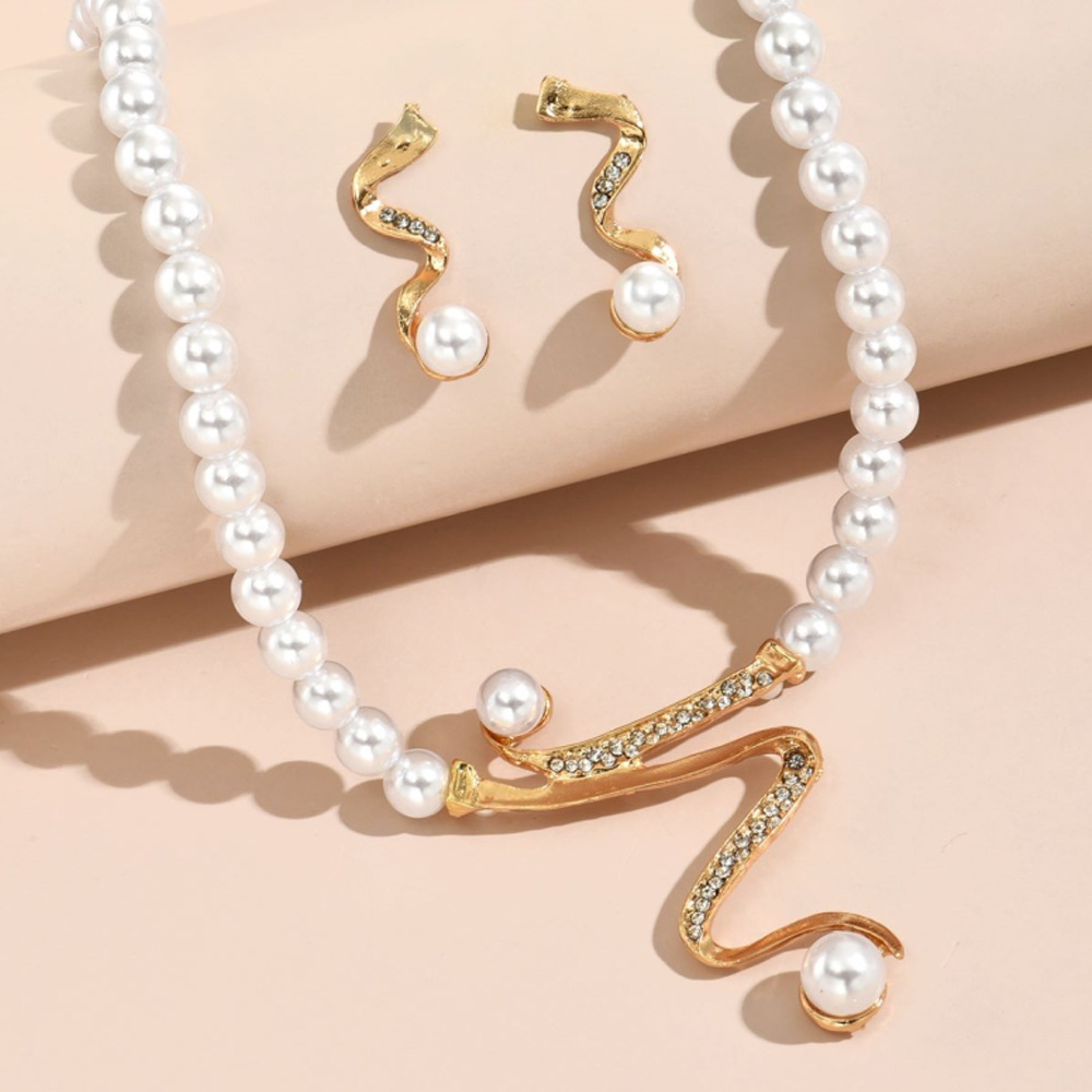 仿珍珠镶钻首饰套装气质优雅时尚项链耳环2件套组合新娘轻奢首饰