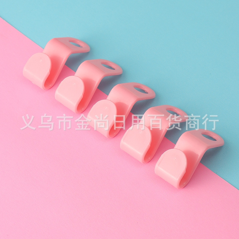 Household hanger connection hooks, thickened plastic stackable hanger connection buckles, wholesale of household hanger connection hooks full figure