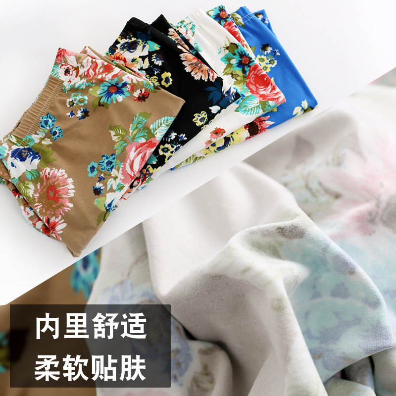 Summer large-sized floral seven-inch pants, women's summer thin printed seven-inch leggings, women's skinny pants, elastic outerwear Application Scenario