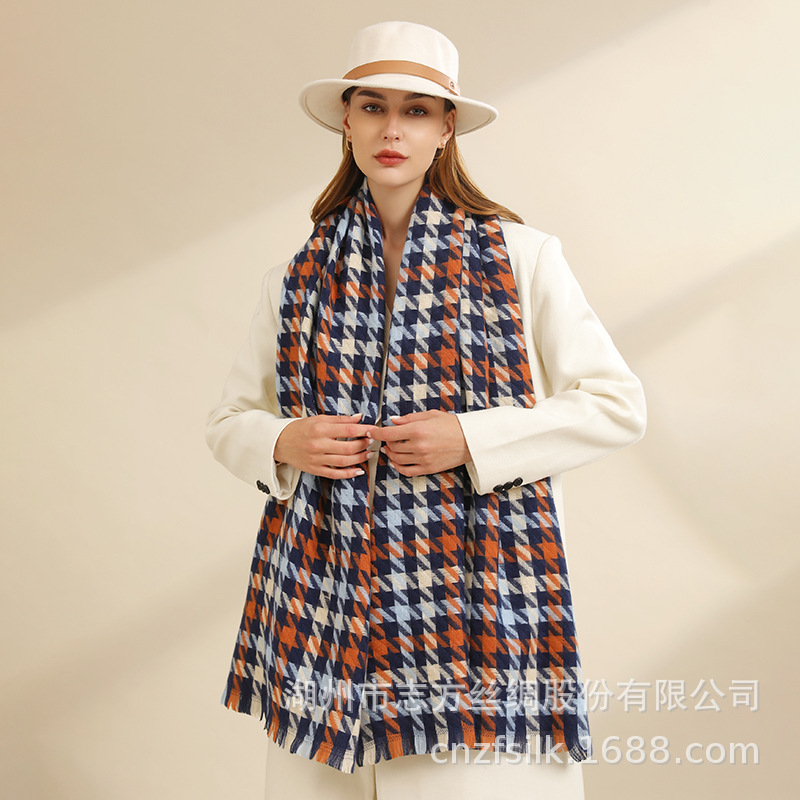 Autumn And Winter New Big Thousand Bird Check Scarf For Women Warm Thick Students Imitation Cashmere Plaid Scarf Jacquard Shawl Application Scenario