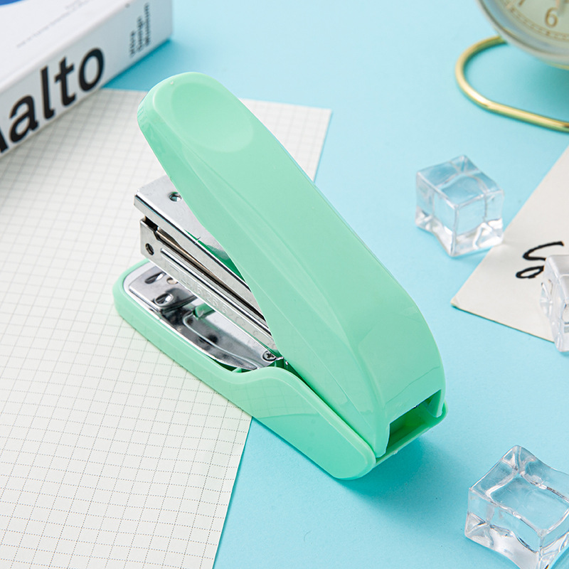 Factory direct supply of labor-saving large stapler, macaron color No. 12 binding machine, portable thickened office stapler Application Scenario