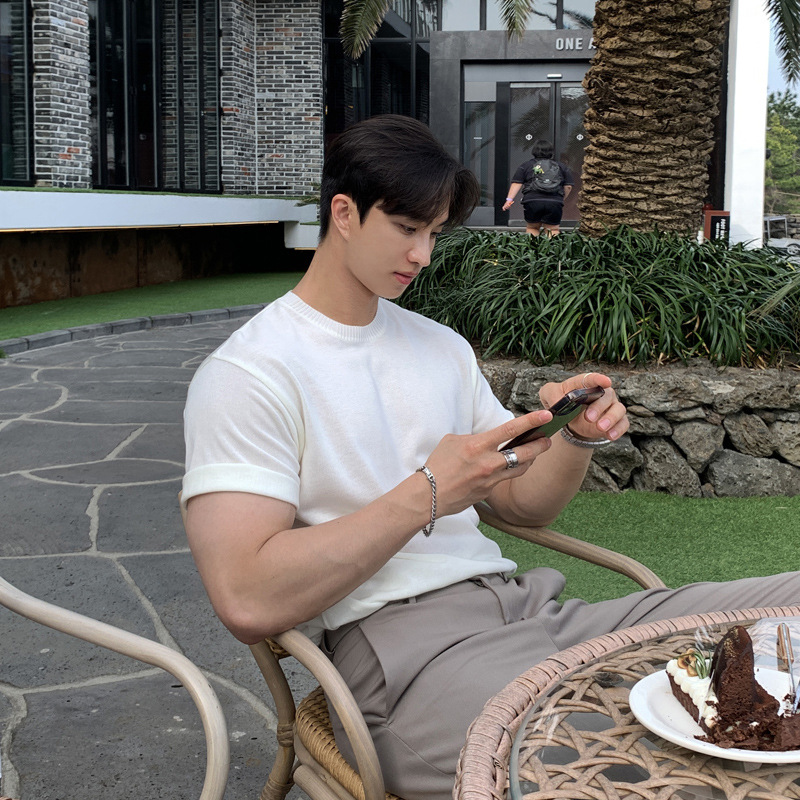ASCLO summer top, ins simple and versatile knitted T-shirt, breathable round neck, thin and fashionable commuter knitted short-sleeved details Picture