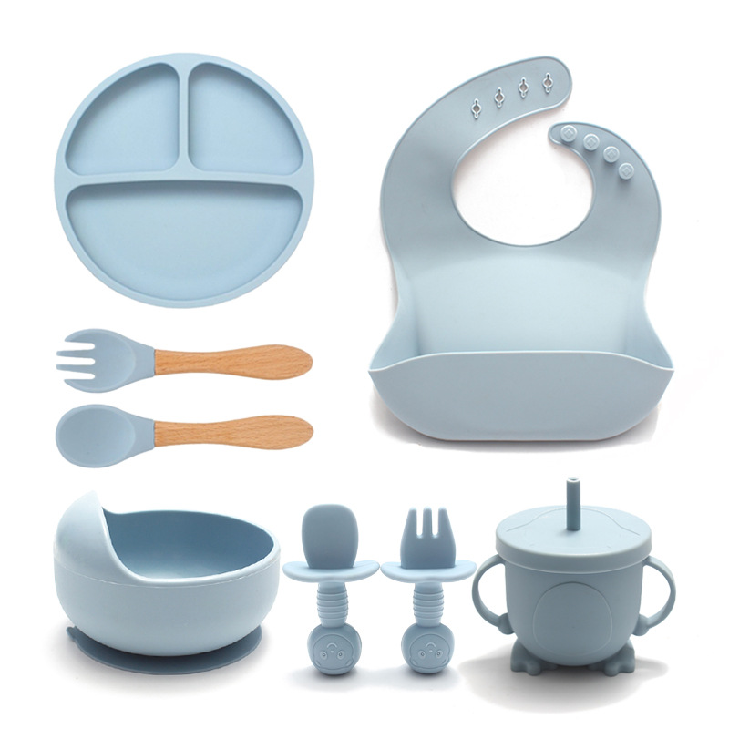 Wholesale of cross-border silicone dinner plates with suction cups, one-piece auxiliary food bowls, high-temperature resistant divided tableware, eight-piece sets thumbnail