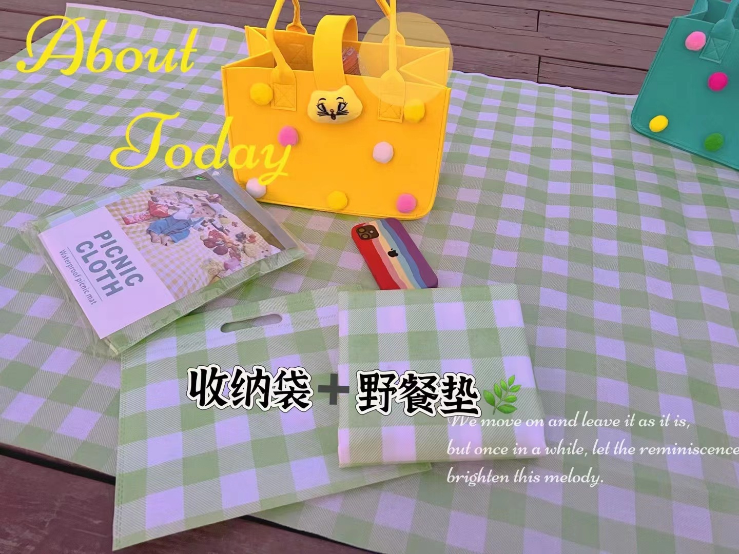Waterproof And Moisture-Proof Portable 1*1.5 Picnic Mat Item Picture