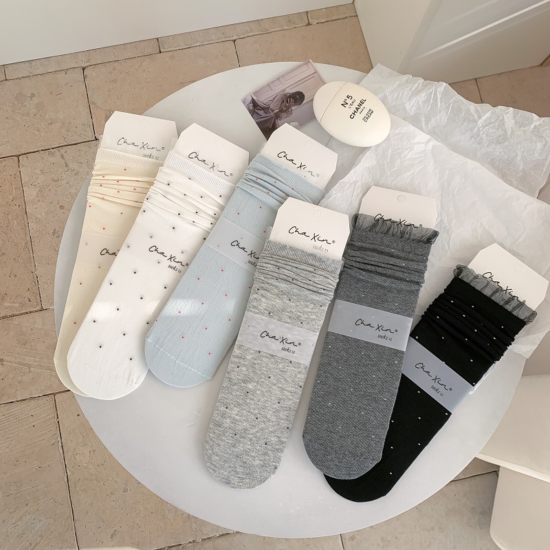 Sock stall, one-piece consignment, women's mid-calf socks, thin pile socks, polka dots, cute lace trim, grey, summer with small leather shoes, boneless socks, one-piece consignment details Picture