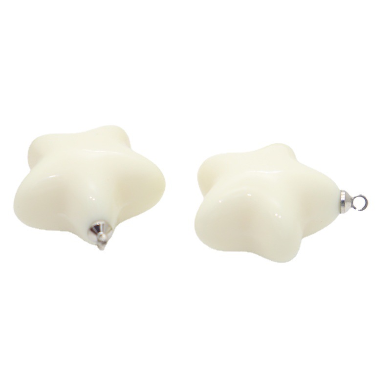 Factory direct sales of acrylic star pendants, cream resin necklaces, keychains, stationery, children's diy accessories Item Picture