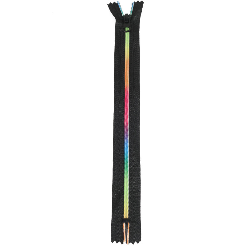 工厂批发5号/服装运动服车白底实物图