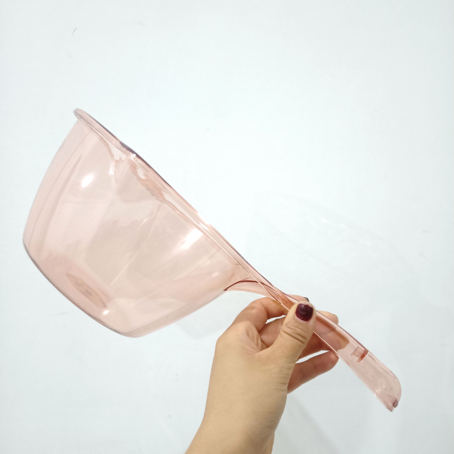 【 Zone 2-2 】 Crystal water spoon 200 yuan per box, 2 yuan store large water ladle, transparent plastic water ladle, water spoon, thickened plastic water spoon that is not easy to break, household kitchenware details Picture