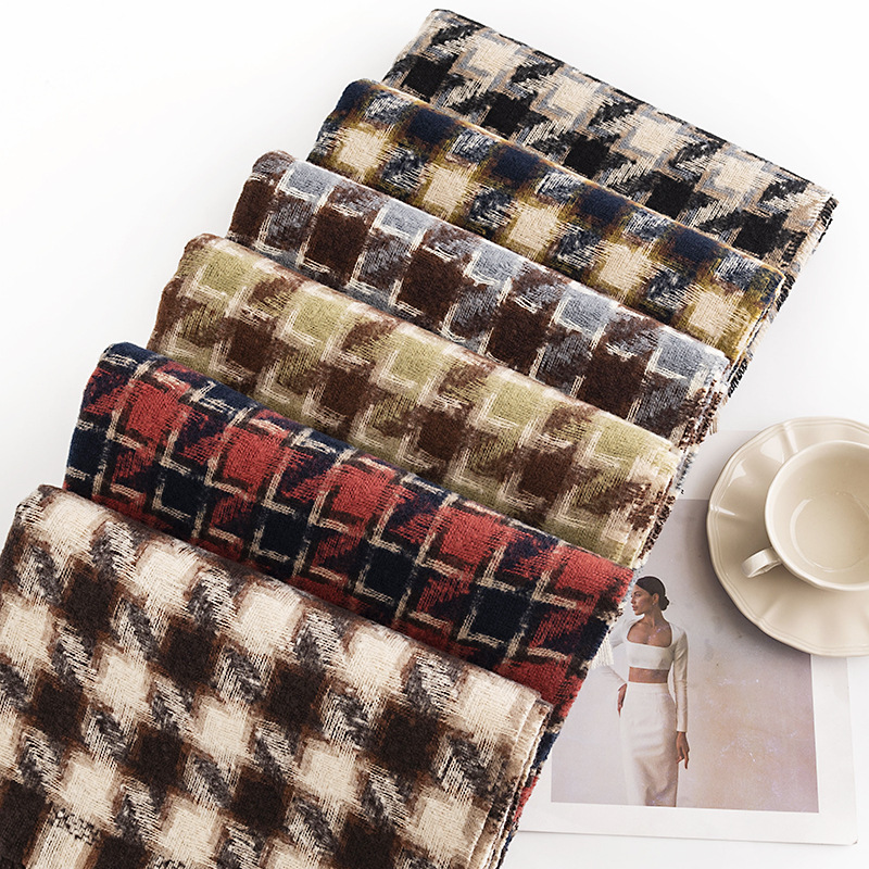 In 2023, The New Thousand Bird Lattice Scarf For Women In Europe And The United States Commute Cold Neck Neck Collar Fashion Light Luxury Style Warm Shawl details Picture