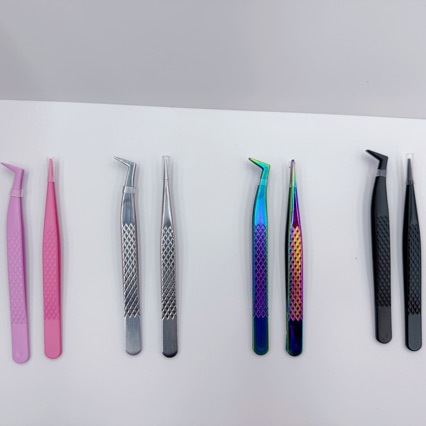 Pinzas de pestañas postizas de alta precisión antideslizante herramienta de injerto profesional clip de pluma de oro inserto cartoncillo superciliar especial clip de patrón de pescado Specification image