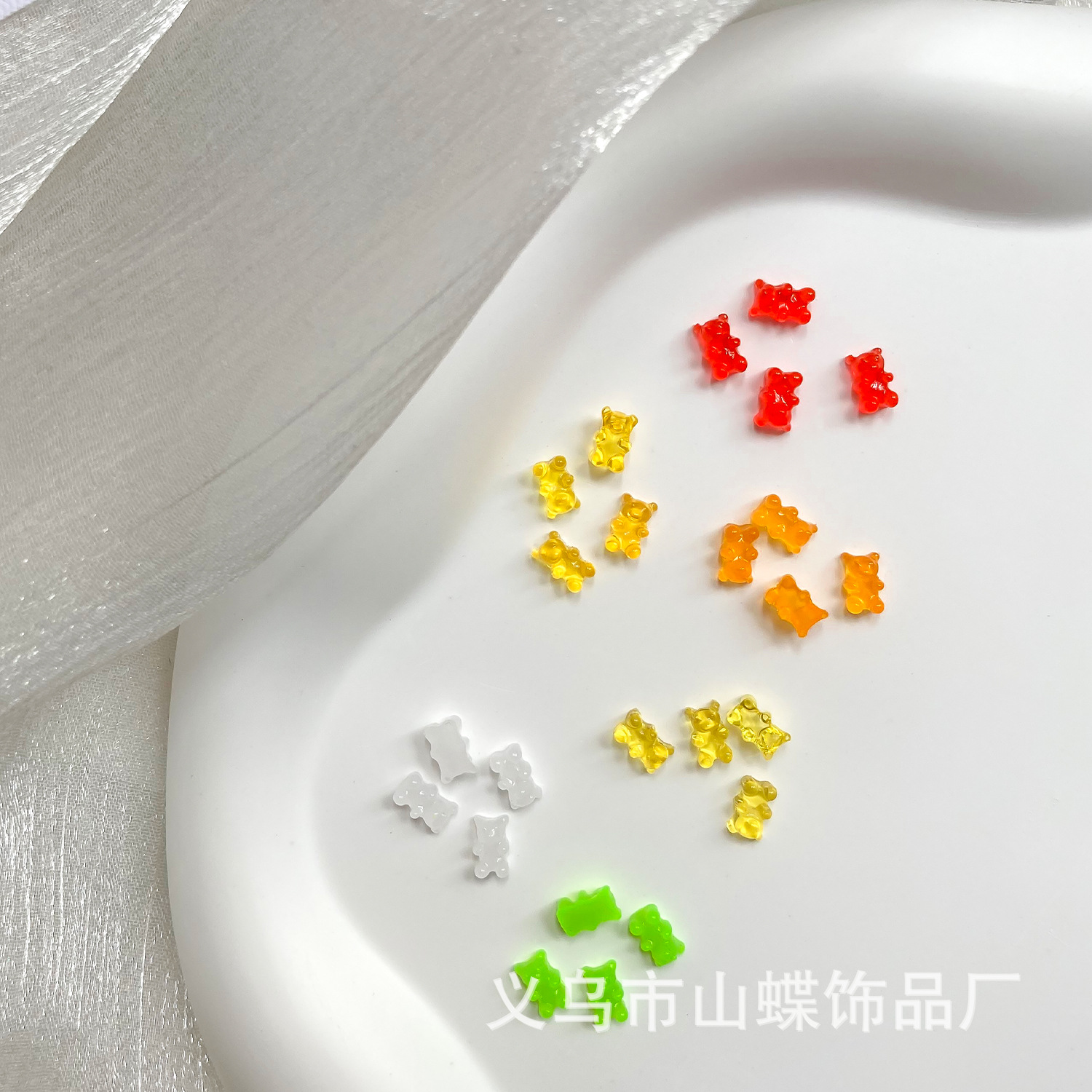 果汁软糖小熊细节图