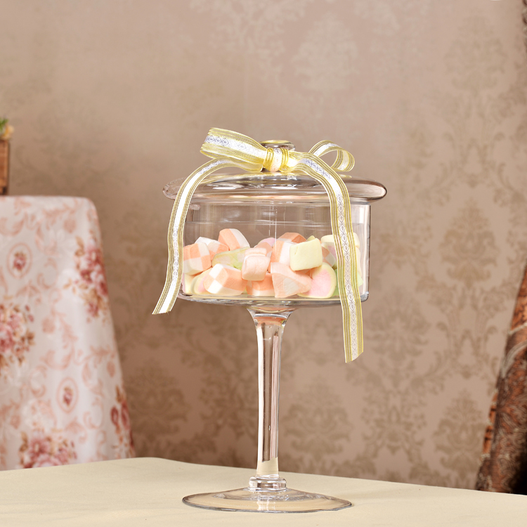 Wholesale European-style transparent glass cake trays, candy jars, high-legged trays, dust covers, wedding creative home dessert tables Specification image