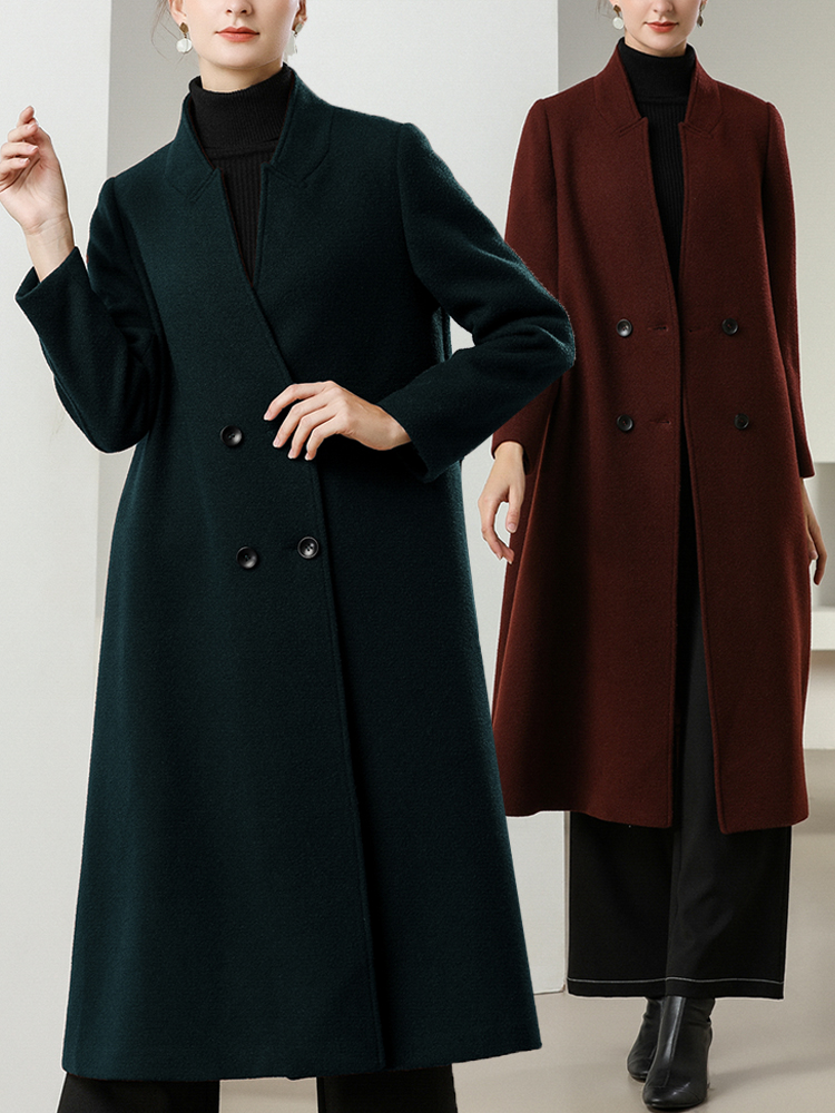 Middle-aged mothers' spring and autumn coats are stylish. Middle-aged and elderly women's spring coats and mother's overcoats are large-sized and elegant
