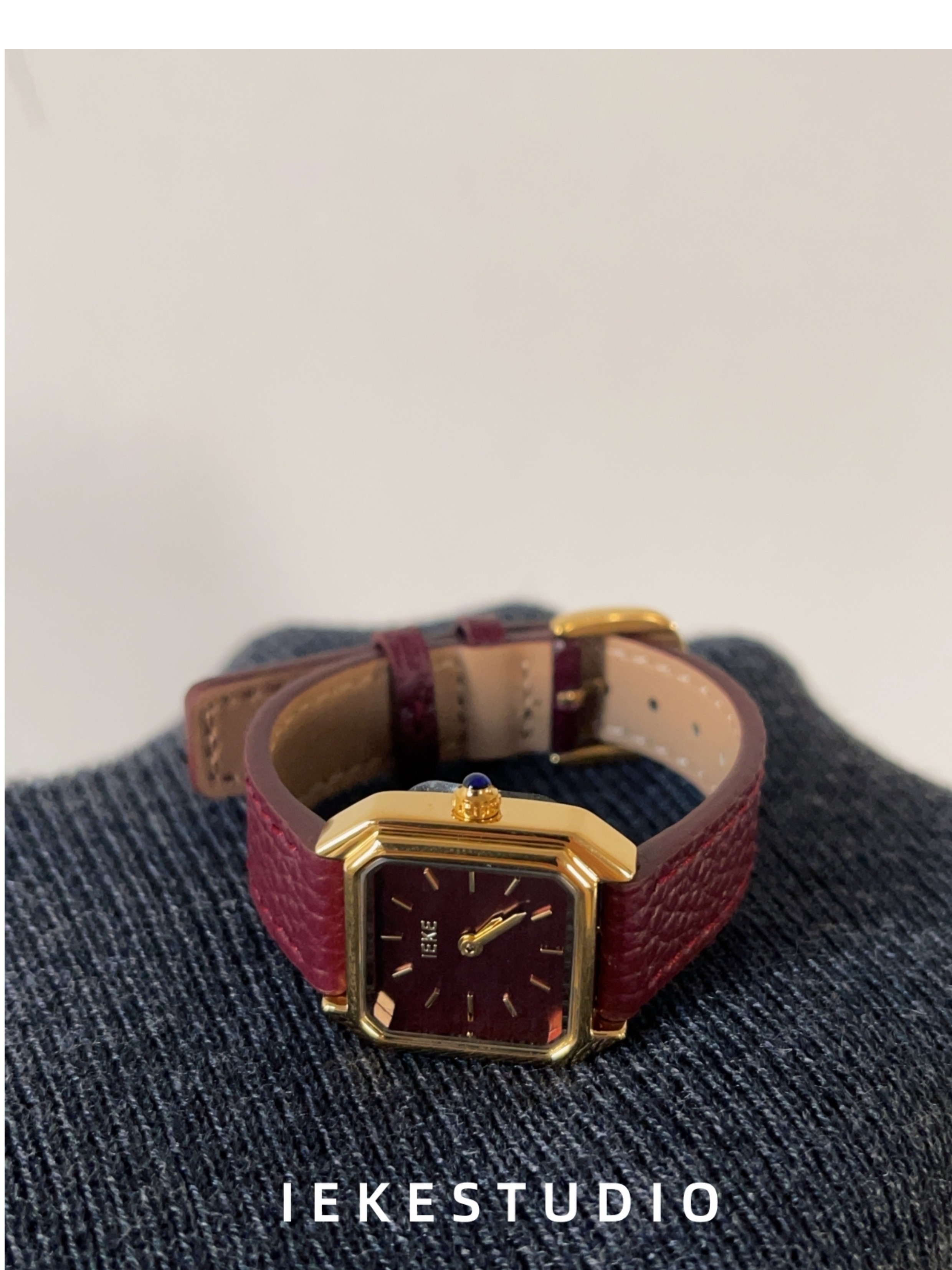 IEKE 中古风高级感时尚气质女士手表时髦复古vintage精致石英表详情20