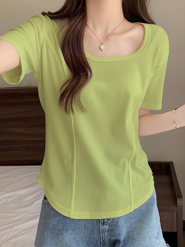 The new plus-size women's spring and summer collection features a sweet and spicy shoulder-length, slimming short-sleeved T-shirt with a unique design sense. It's a versatile top for chubby girls Specification image