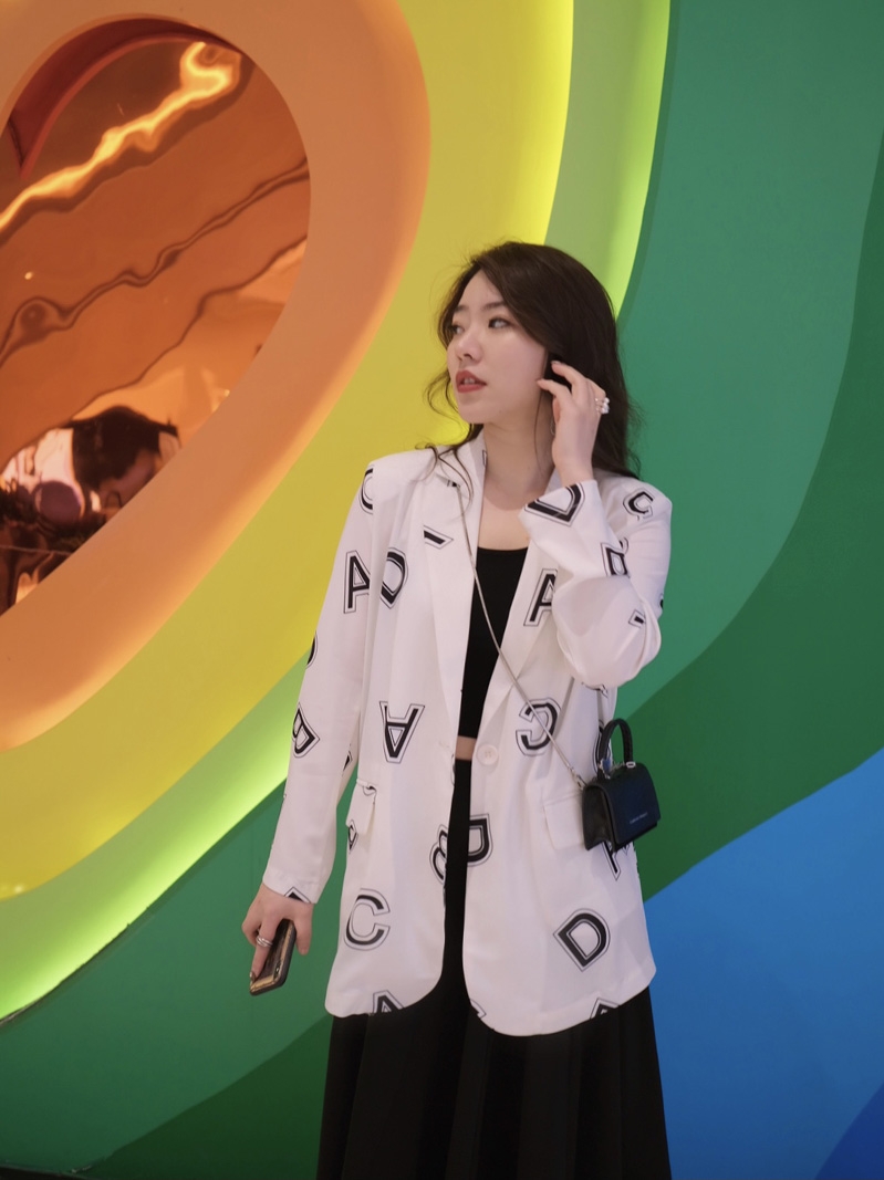 JML Ginger wheat grain digital printed letter Spring/Summer thin white suit, European and American style casual loose sun-protective clothing Application Scenario