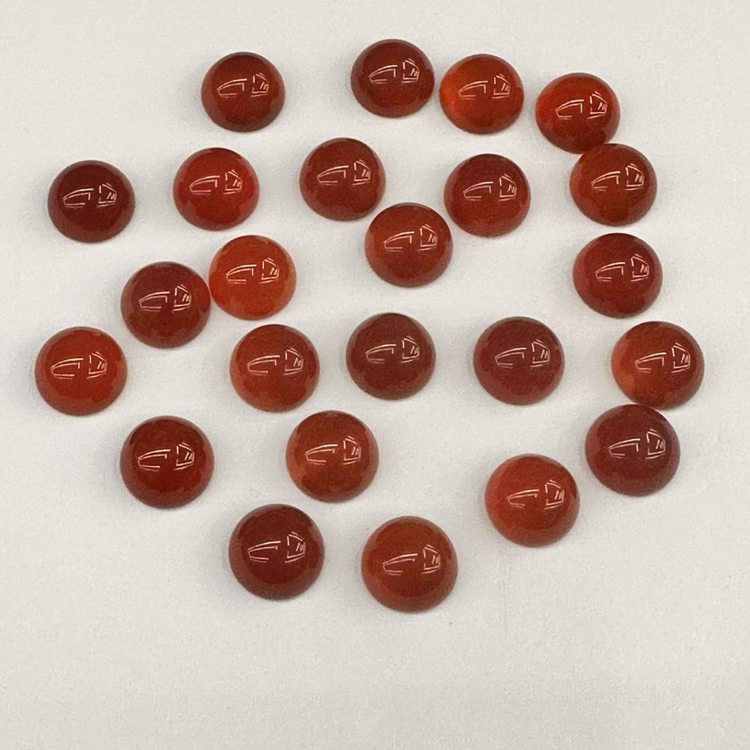 Cross-border direct sales of red agate shaped ring face gemstones, European and American fashionable agate bare stone gemstone handicrafts wholesale Application Scenario