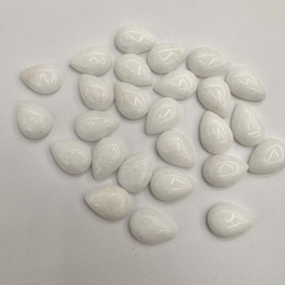 The manufacturer is selling a new type of white jade bare stone water drop ring face flat-bottomed inlaid patch necklace diy jewelry accessories wholesale details Picture