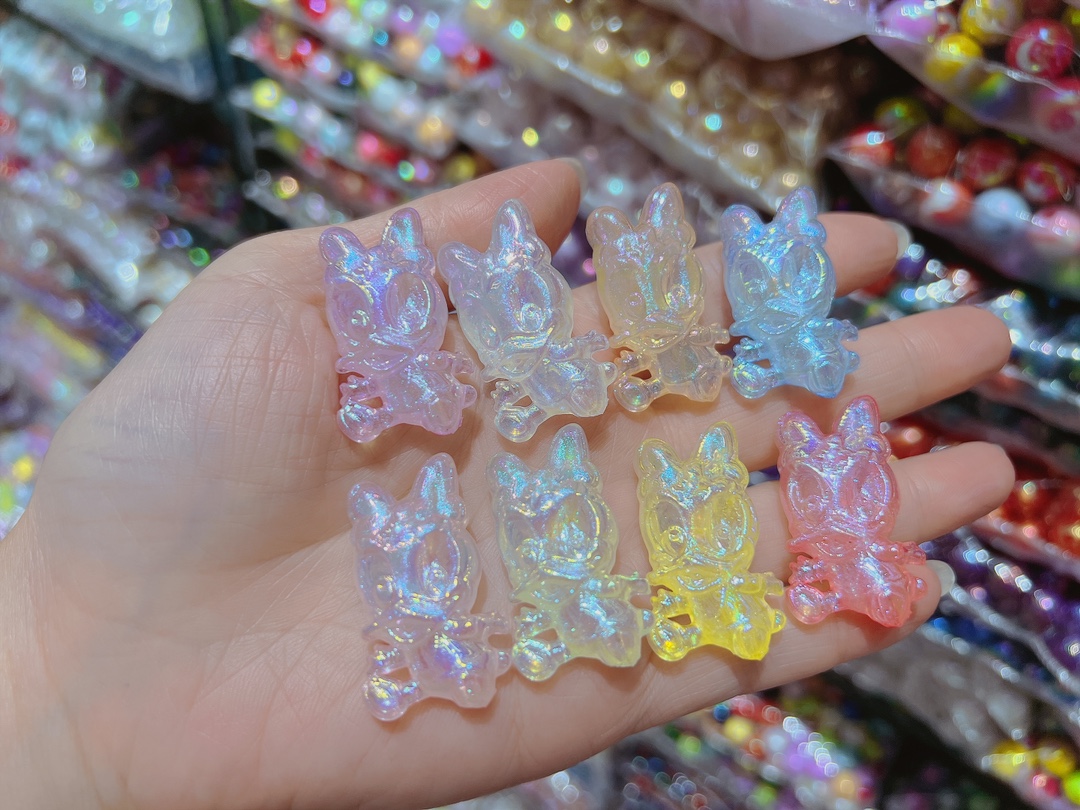 亚克力人鱼姬夜光竖孔UV镀彩唐老鸭串珠DIY饰品手机链串珠笔车挂详情2