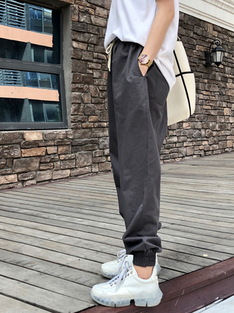 High-end grey French extended cargo pants for women, thick fleece casual pants for autumn and winter, slimming, tight-fitting Harem pants Item Picture