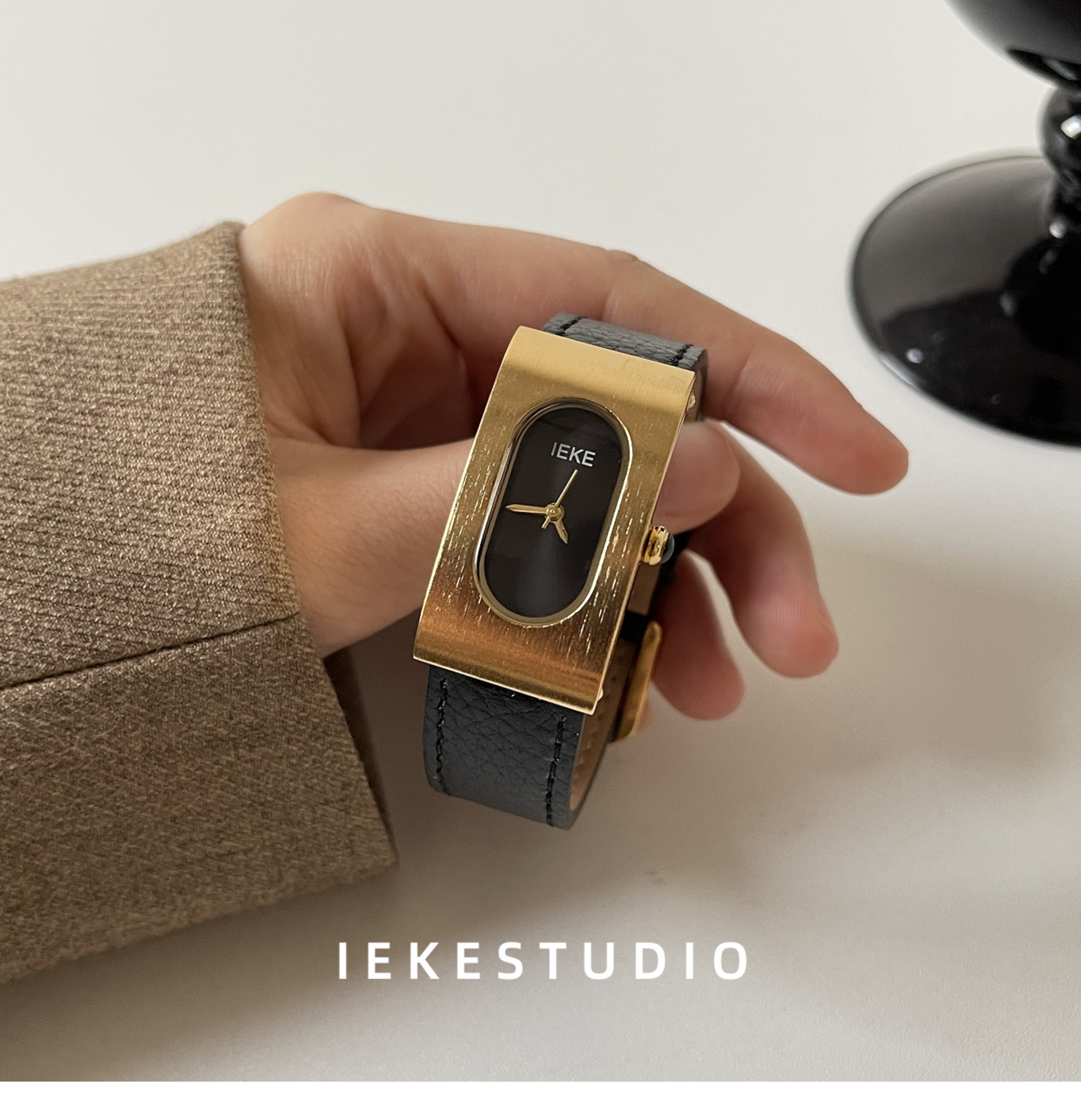 IEKE 中古风高级感时尚气质女士手表时髦复古vintage精致石英表详情5