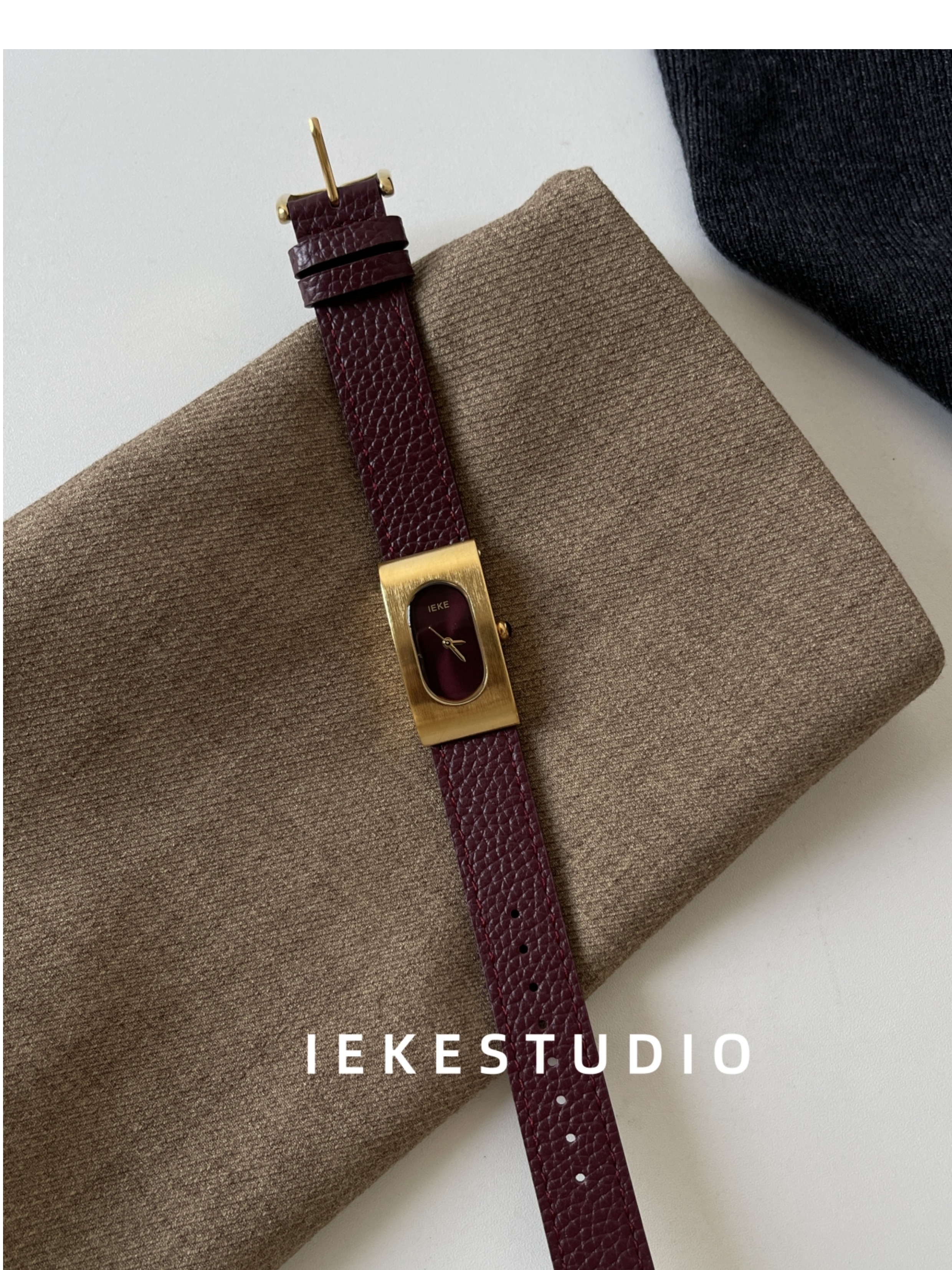 IEKE 中古风高级感时尚气质女士手表时髦复古vintage精致石英表详情31