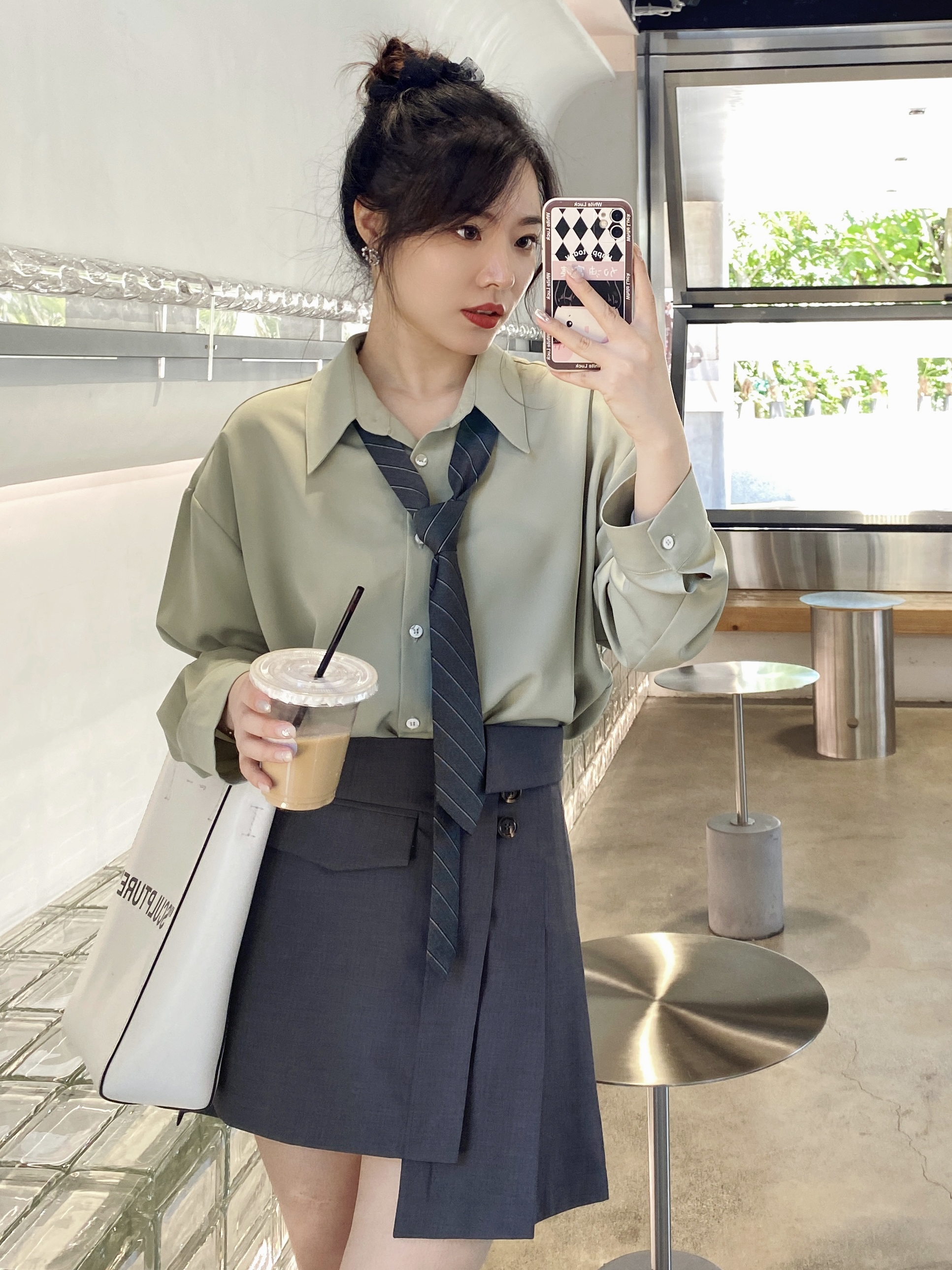 JML Ginger Grain French gray-green versatile long-sleeved shirt top, a high-end commuter professional women's shirt