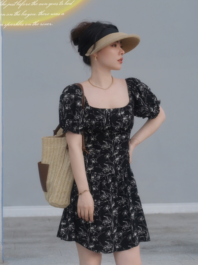 JML Ginger and wheat grain French black floral square neck A-line slightly plump and slimming, waist-cinching pleated short dress, tea break dress Specification image
