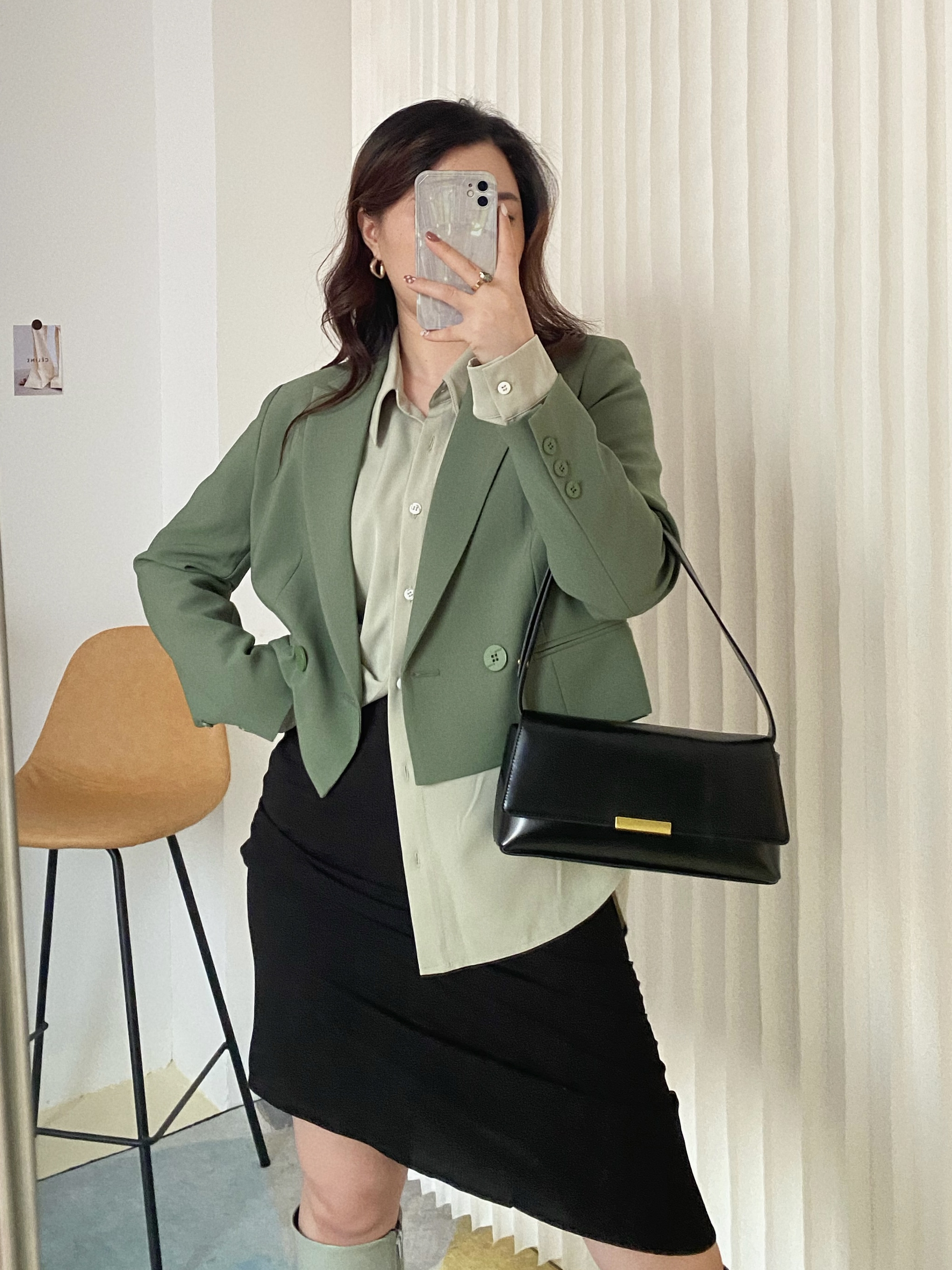 JML Ginger and wheat grain three-color textured short suit, ins fashionable style, slimming and elegant, commuting and fair quality Item Picture