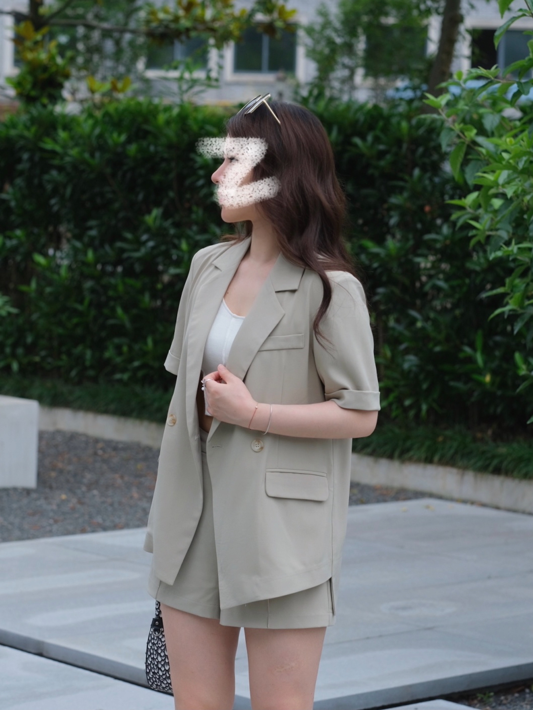 JML Ginger grain grey and dark green summer short-sleeved suit set, elegant and fair, Morandi green casual shorts details Picture