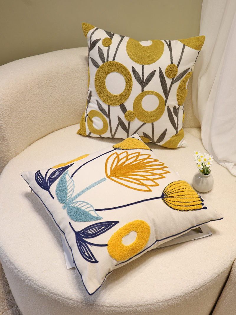 The living room features a simple sofa cushion, modern soft furnishings, a fresh and delicate embroidered throw pillow, and square all-cotton flower-shaped cushions Application Scenario