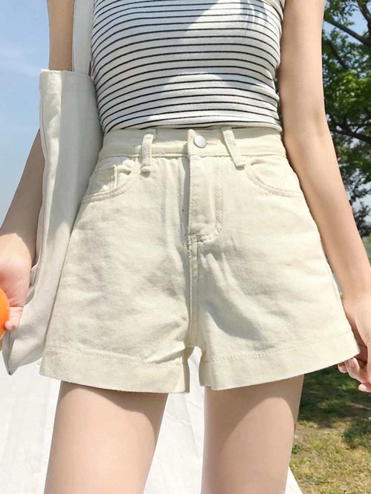 White ultra-short pants for women's summer 2022 new style, petite high-waisted slimming denim wide-leg pants, loose straight-leg hot pants