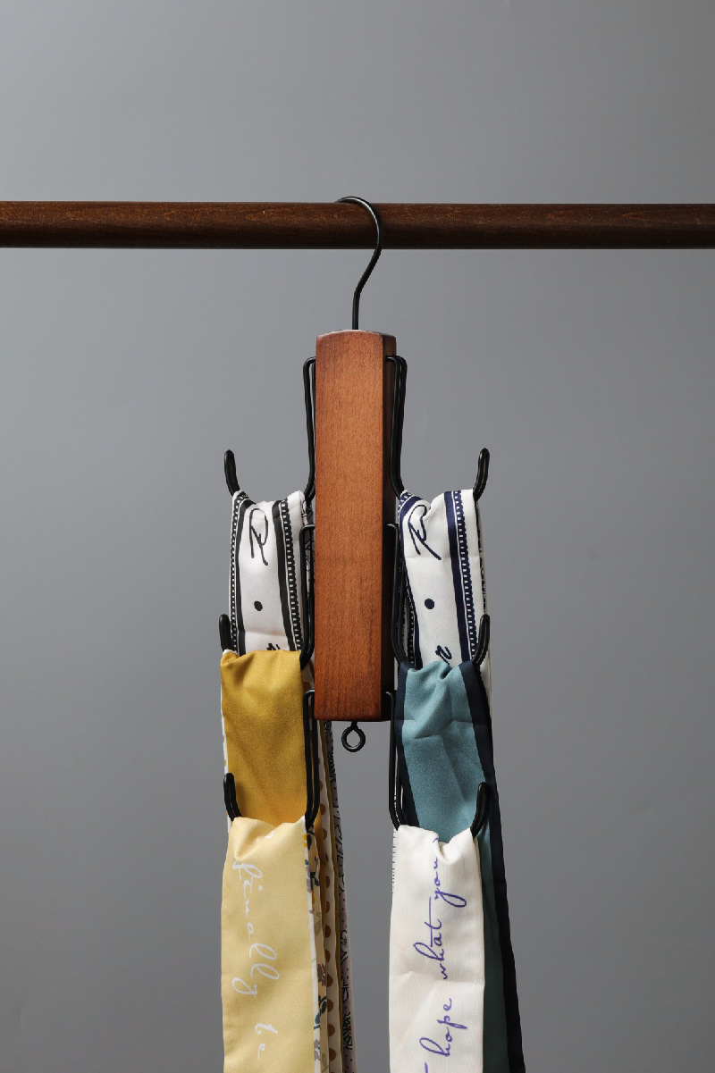 多功能木质挂钩围巾丝巾吊带皮带领带内衣包包帽子收纳衣架省空间详情10