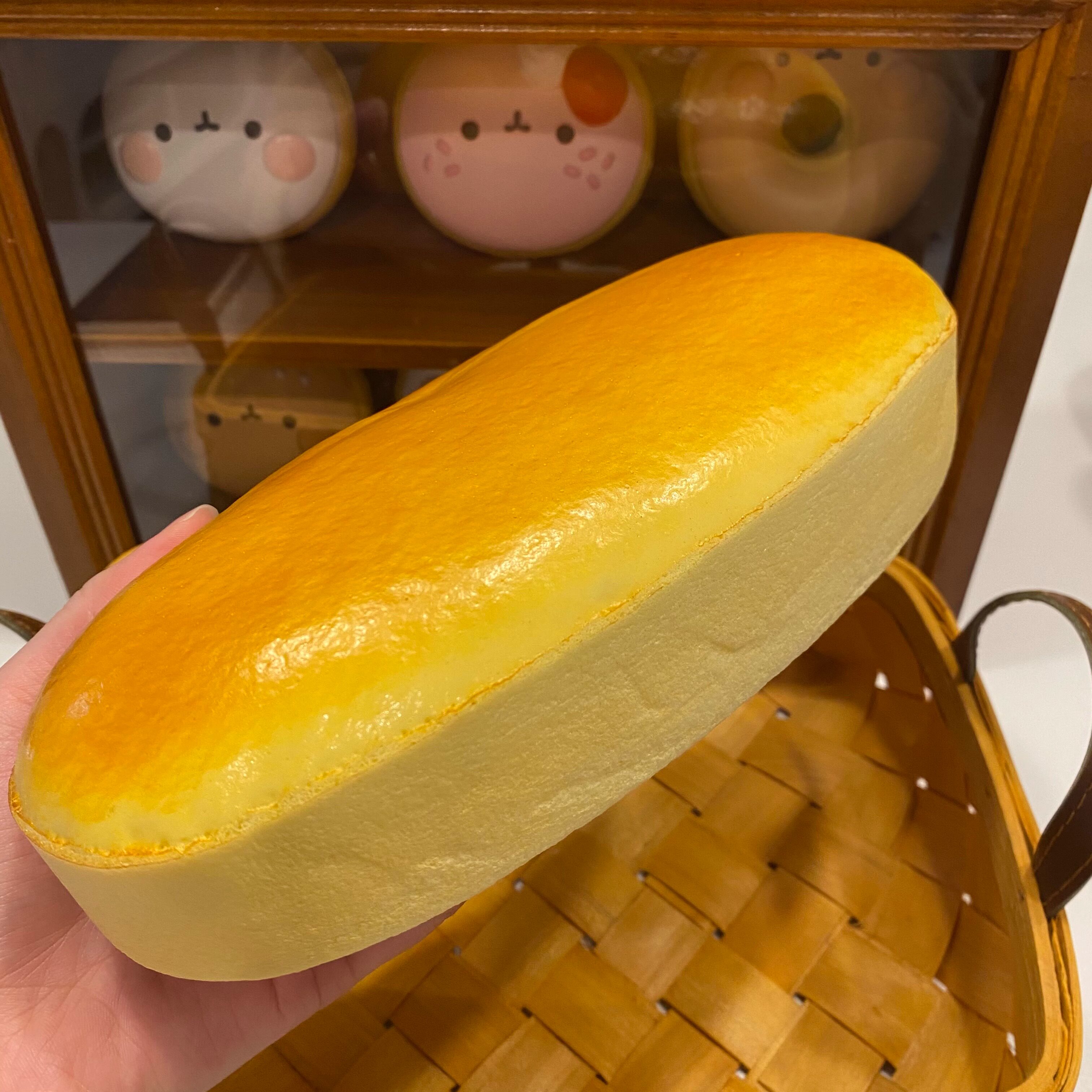 慢回弹芝士蛋糕粘粘吸手指超级软慢仿真蛋糕面包香味玩具解压发泄详情7