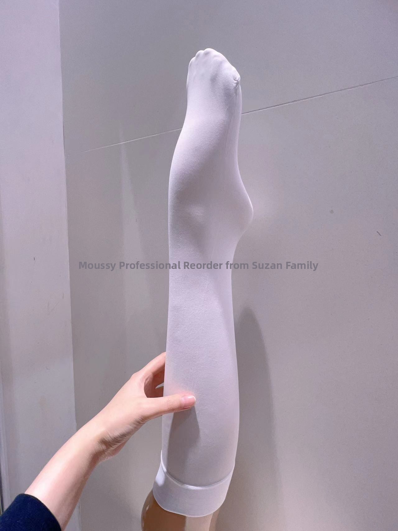 Calzedonia专柜正品采购2023春季30D60D半透明纯色女小腿袜详情3