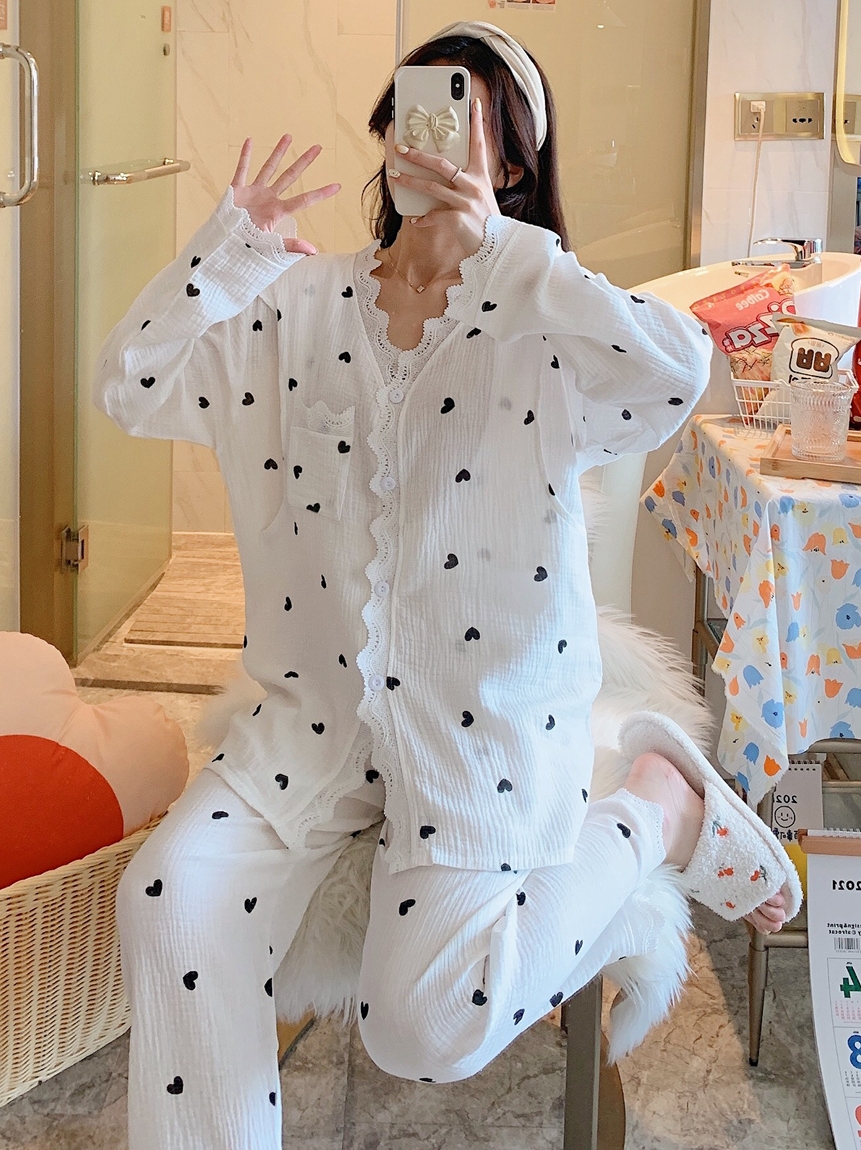 Postpartum clothes, thin pure cotton gauze for spring, autumn and winter, summer, December, January, postpartum, 2, lactation and pregnancy. Pajamas for pregnant women Application Scenario