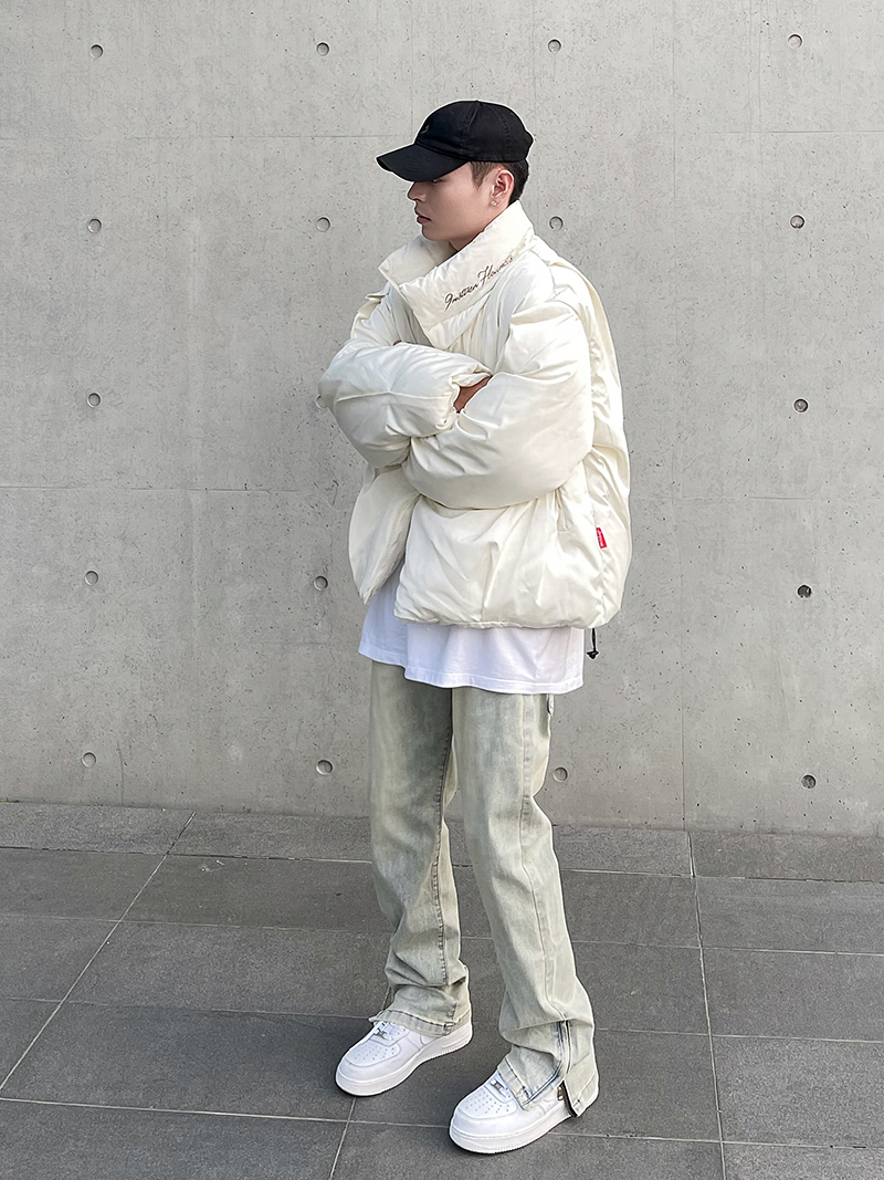 American high street vibe retro washed and aged yellow mud-dyed zipper split jeans, men's straight-leg slightly flared long pants Application Scenario