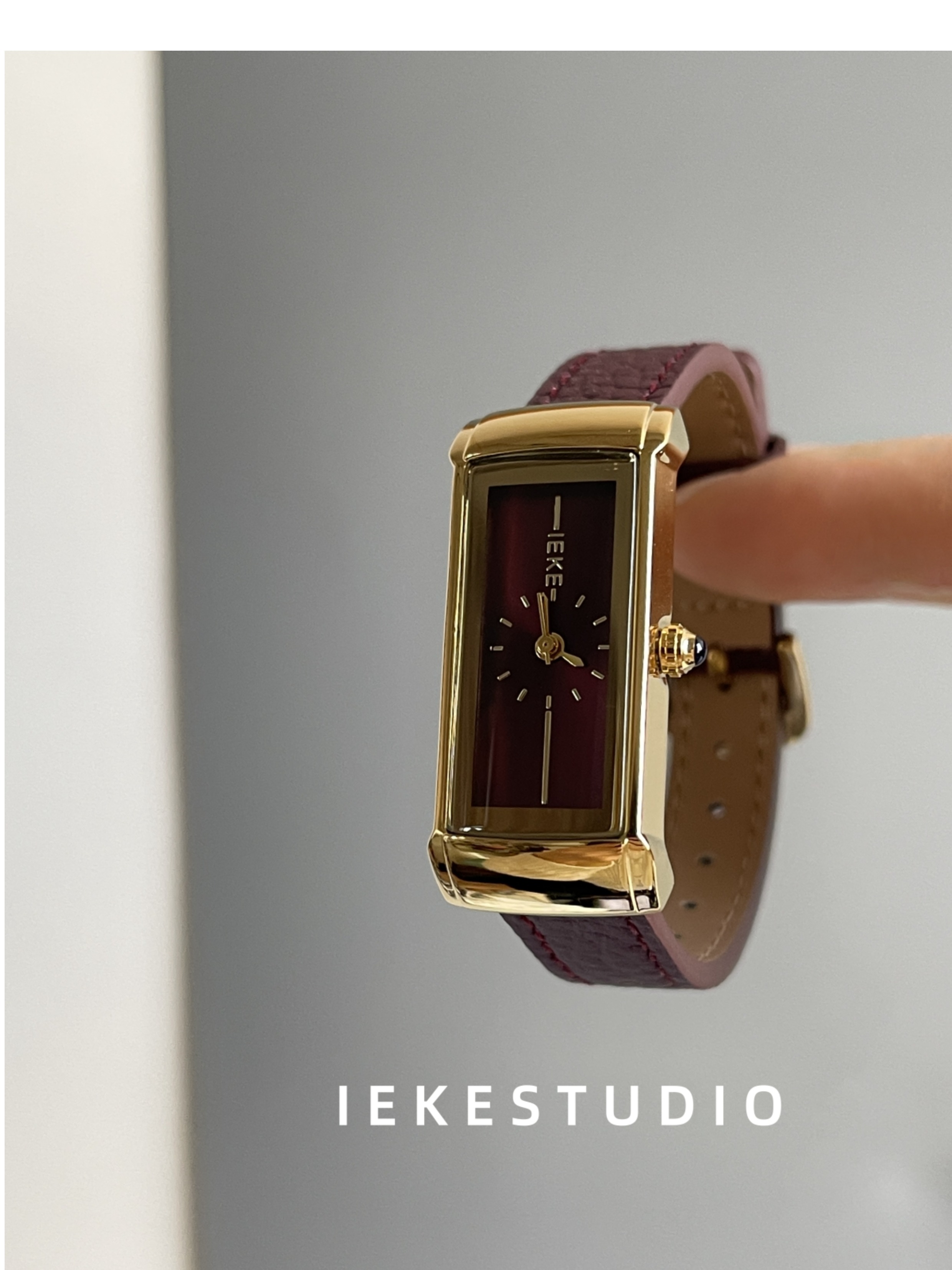 IEKE 中古风高级感时尚气质女士手表时髦复古vintage精致石英表详情22