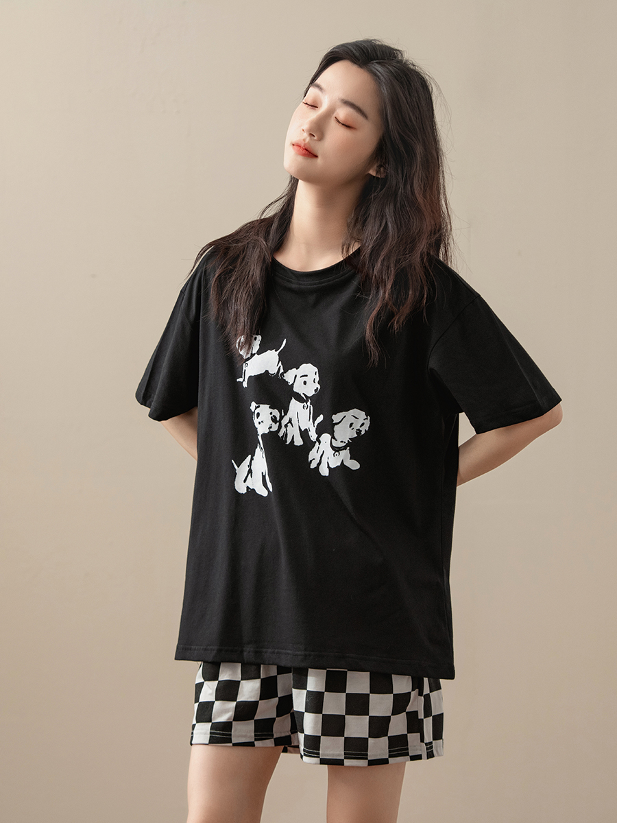 The new 2022 pajama women's summer collection features pure cotton cartoon short-sleeved, fashionable and casual checkered shorts that can be worn over home wear Specification image