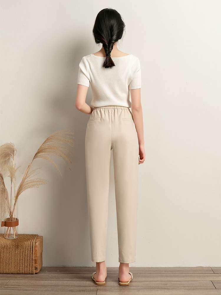 Factory direct sales of summer thin cotton and linen Halon pants, women's casual pants, solid color linen nine-inch pants, elastic waist women's pants for summer Item Picture