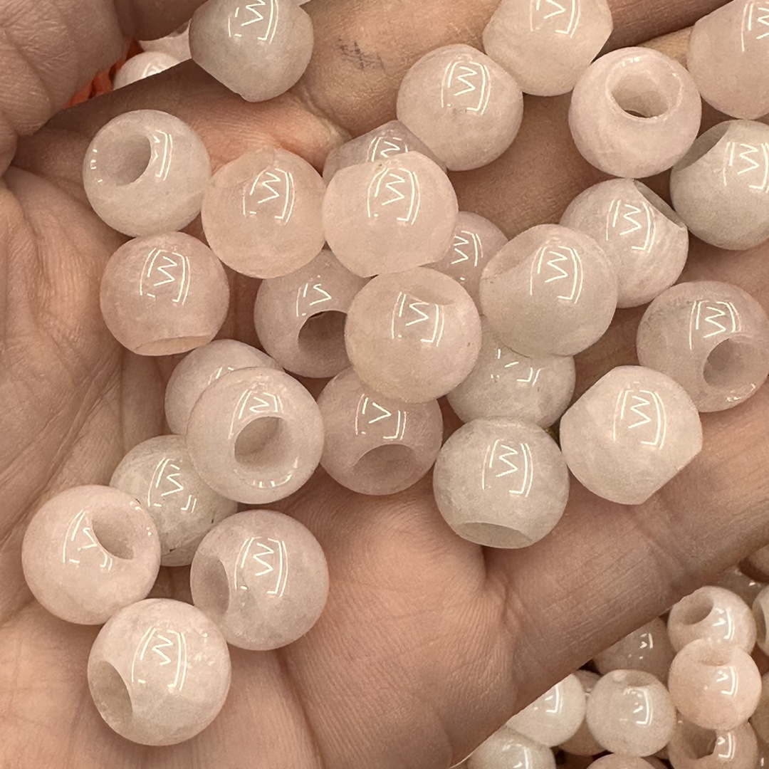 Factory direct sales and wholesale of 12mm natural stone large-hole round beads, European and American fashionable agate stone bracelets, earrings and pendants Application Scenario