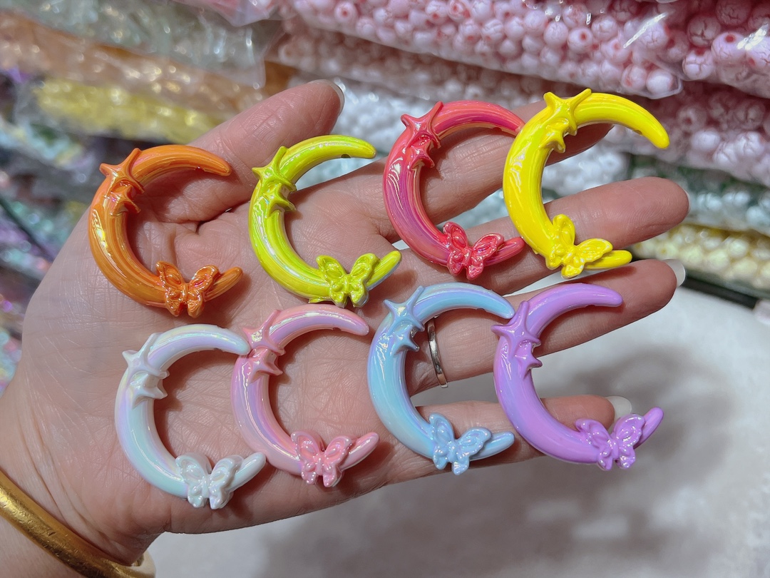 亚克力电镀UV实色夜光蝴蝶星星双孔月亮串珠散珠diy串珠笔车挂配详情4