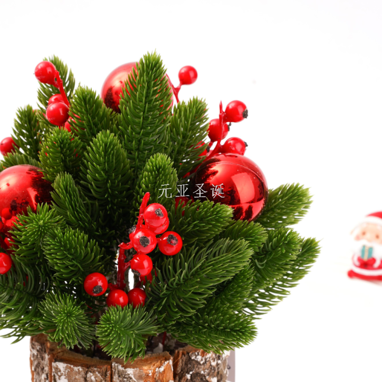 New Christmas tree festival tabletop small tree 25cm table decoration factory direct sales, available in large quantities at reasonable prices New Christmas tree festival tabletop small tree 25cm table decoration factory direct sales, available in large quantities at reasonable prices