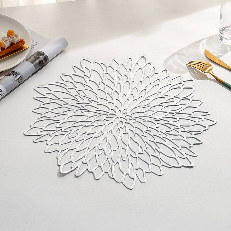 Wholesale of new cross-border Furonghua PVC placemats, European-style gilded heat insulation pads, and waterproof table MATS for Western restaurant decoration details Picture