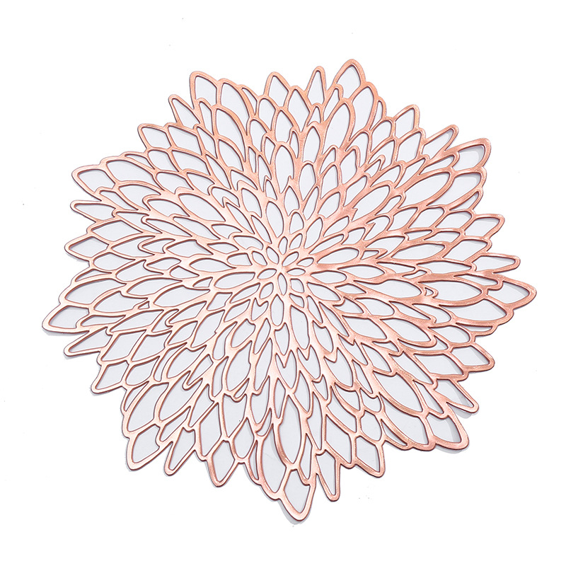 Wholesale of new cross-border Furonghua PVC placemats, European-style gilded heat insulation pads, and waterproof table MATS for Western restaurant decoration Application Scenario