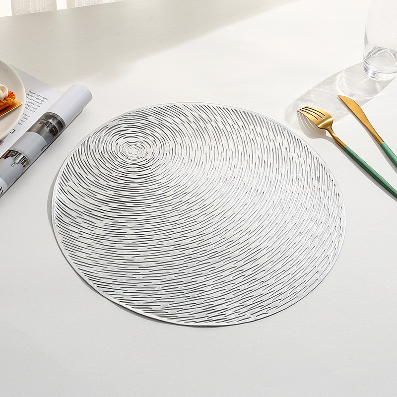 Wholesale of cross-border best-selling round pvc placemats, table heat insulation pads, perforated pvc Western placemats, coffee coasters and plate pads