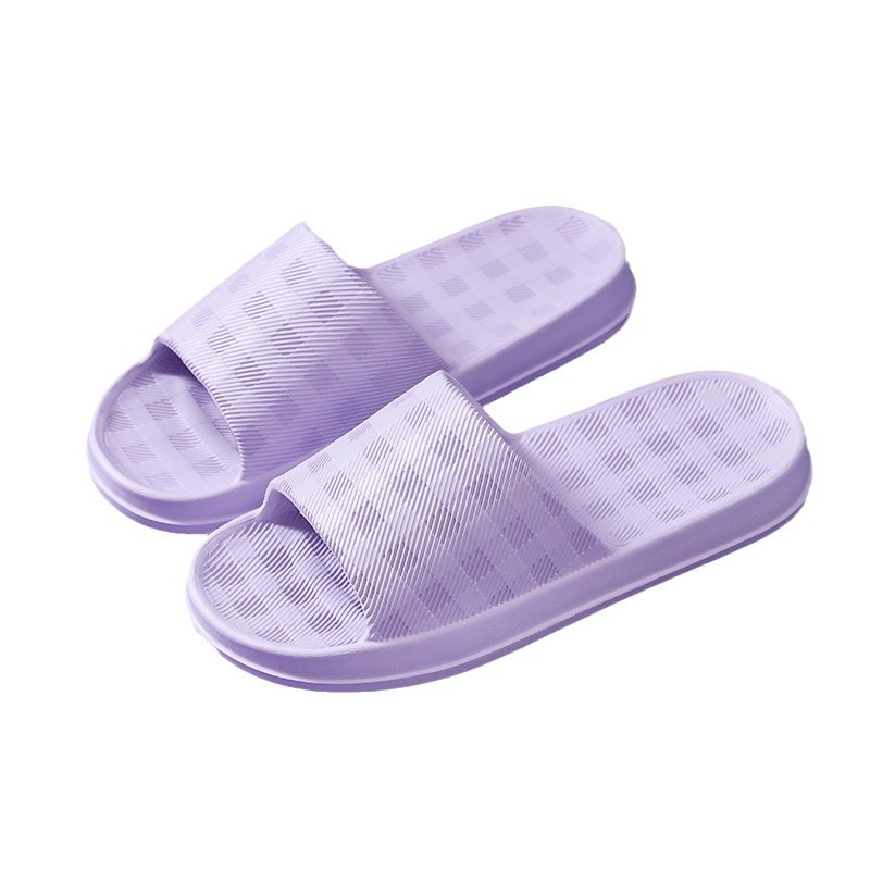 Wholesale of new slippers for men and women, bathrooms, hotels, clubs, guests, hotels, anti-slip soft thick-soled outerwear sandals for home use Application Scenario