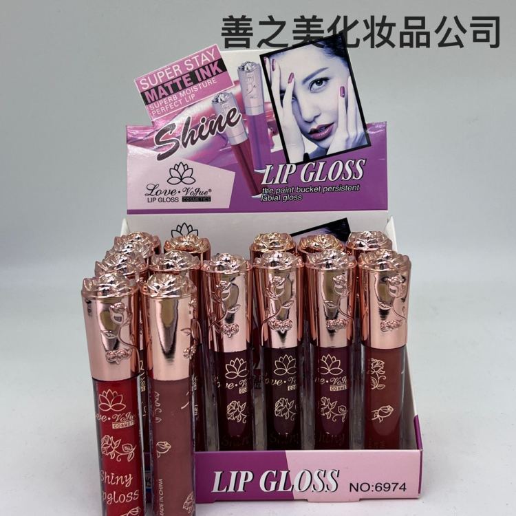跨境美妆专供玫瑰金盖六色不沾杯唇彩