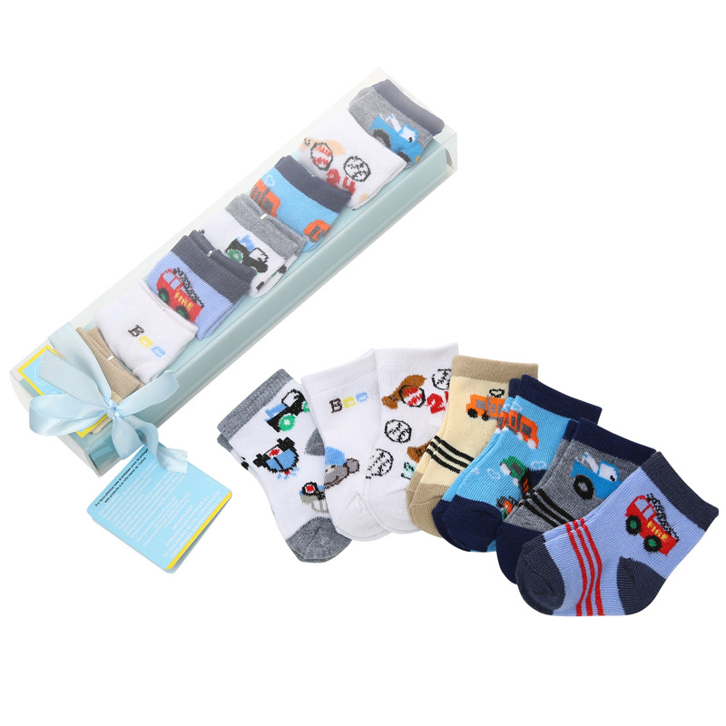 Foreign trade supplies Breathable moisture absorption Week 7 children's socks pure cotton letter cartoon gift box newborn socks details Picture