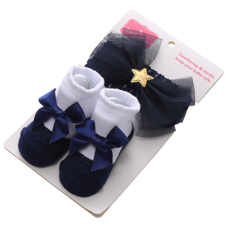 New polka dot three-dimensional striped mesh children's socks Princess bow alphabet baby socks headband set Application Scenario